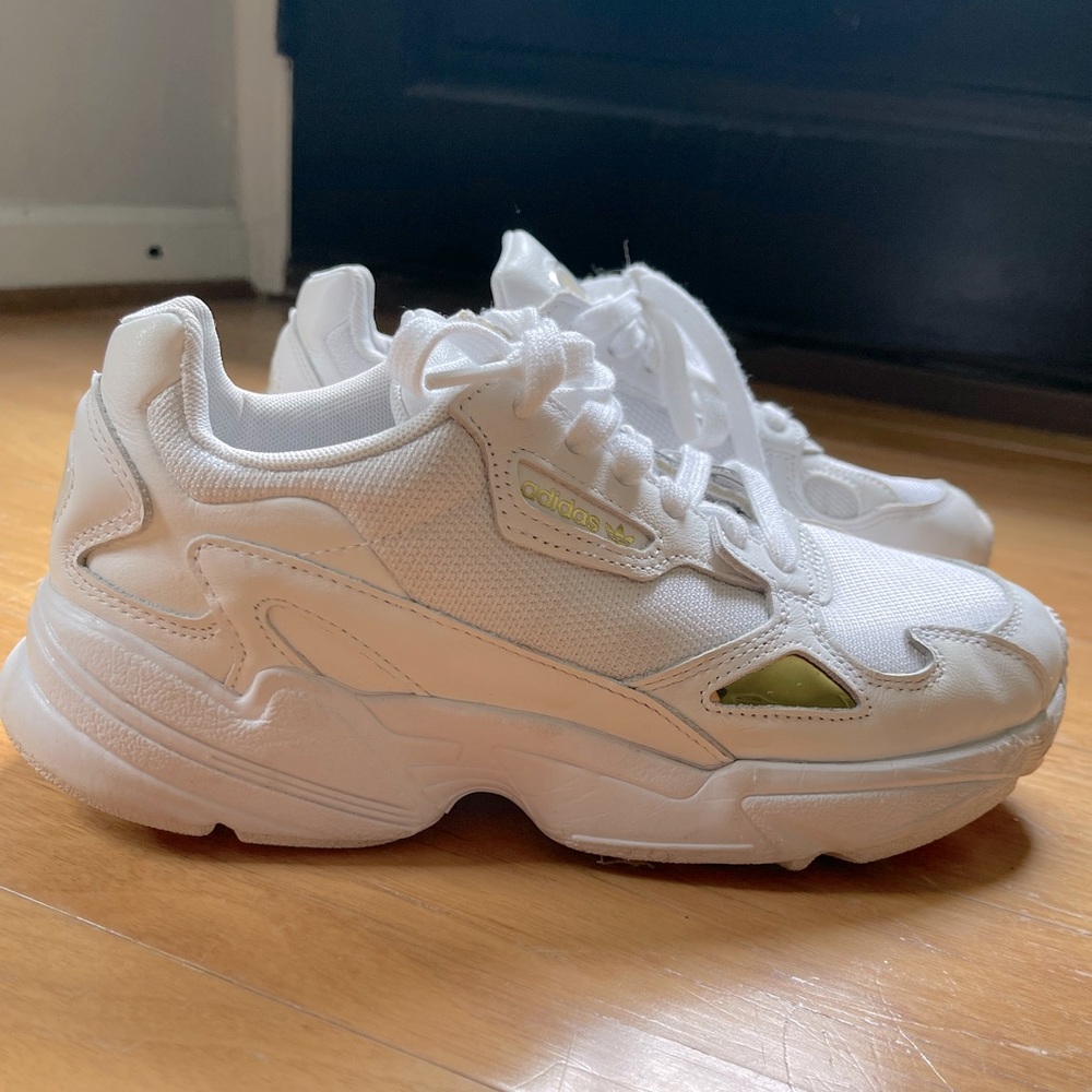 Adidas originals white/gold dad sneakers